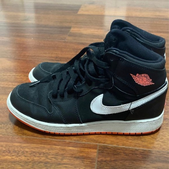 jordan 1 black and coral